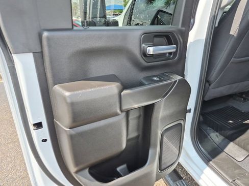 Used 2024 Chevrolet Silverado 2500 Custom w/ Custom Convenience Package RWD image 16