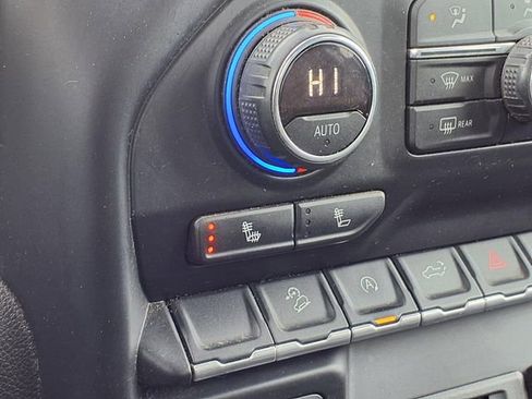 Used 2019 Chevrolet Silverado 1500 LT w/ All-Star Edition image 5