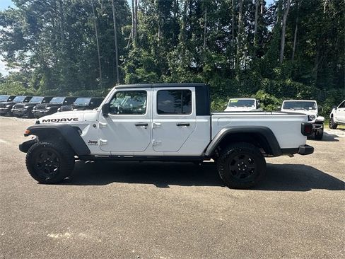 Used 2023 Jeep Gladiator Mojave w/ Trailer Tow Package image 2