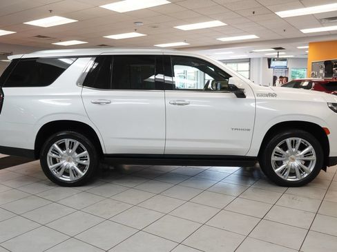 Used 2023 Chevrolet Tahoe High Country AWD/4WD image 17