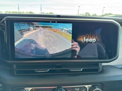 New 2026 Jeep Wrangler Unlimited Sport image 19