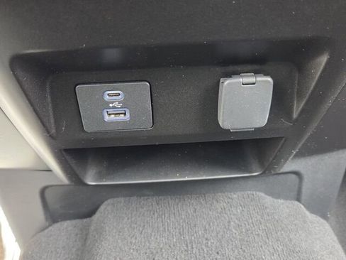 Certified 2021 Ford F350 XLT AWD/4WD image 16