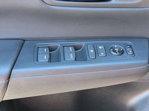 Used 2026 Honda CR-V Sport image 11