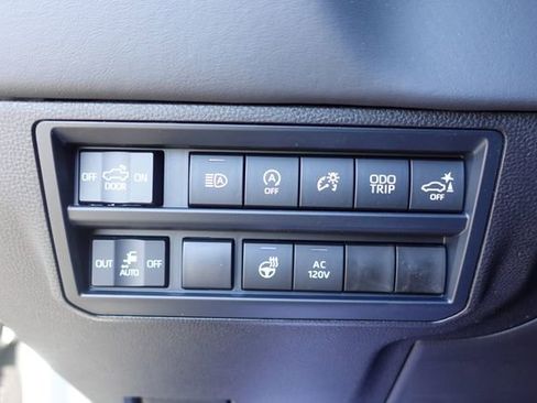 New 2026 Toyota Tundra Platinum AWD/4WD image 20