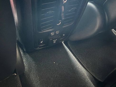 Used 2023 Dodge Durango SRT AWD/4WD image 15