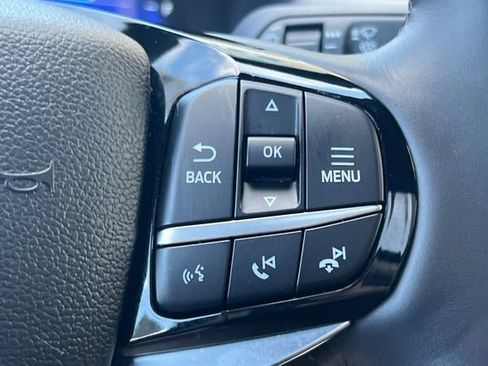 Used 2023 Ford Explorer Platinum w/ Technology Package AWD/4WD image 31