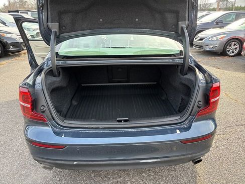 Used 2019 Volvo S60 T6 Momentum w/ Premium Package image 19