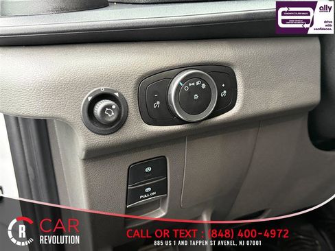 Used 2024 Ford Transit 250 148 High Roof AWD image 19