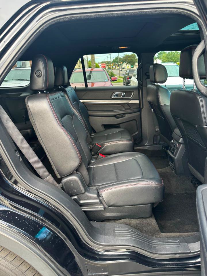 Used 2016 Ford Explorer Sport w/ Equipment Group 401A AWD/4WD image 18