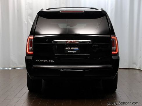 Used 2019 GMC Yukon XL Denali AWD/4WD image 6