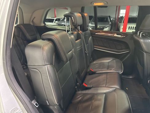 Used 2013 Mercedes-Benz GL 450 4MATIC image 40