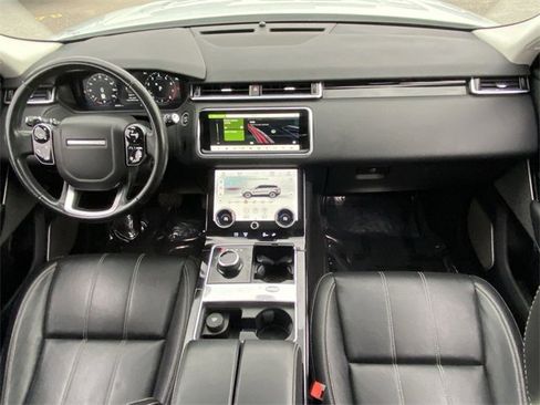 Used 2018 Land Rover Range Rover Velar S image 24