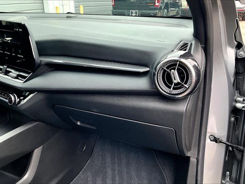 Used 2025 Chevrolet Equinox LT image 18