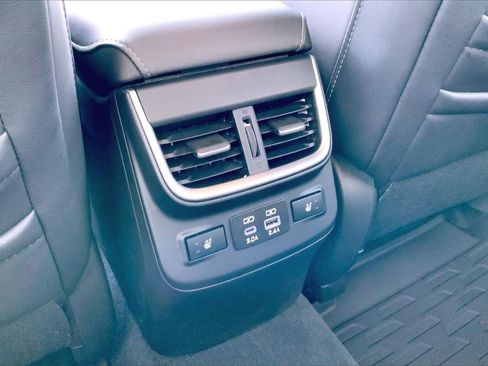 Used 2023 Subaru Outback Limited XT w/ Popular Package #2 image 10