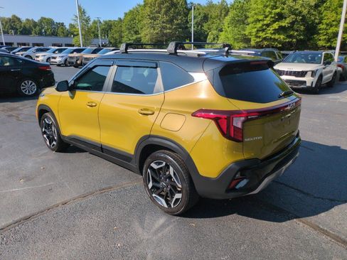 Used 2024 Kia Seltos SX AWD/4WD image 5