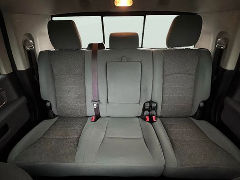 Used 2018 RAM 2500 Big Horn w/ Harvest Edition image 29