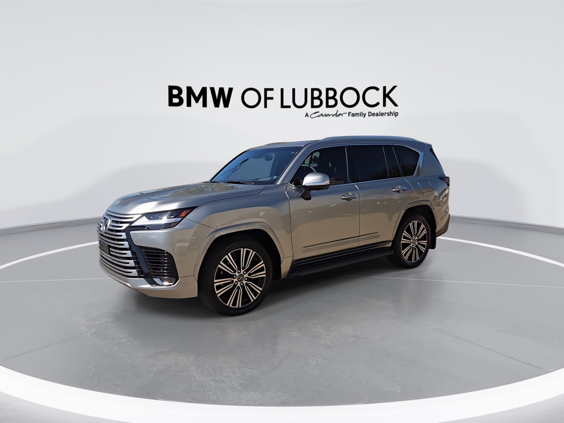Used 2024 Lexus LX 600 4WD w/ Luxury Package image 4