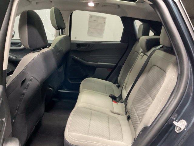 Used 2022 Ford Escape SE w/ SE Sport Appearance Package AWD/4WD image 19