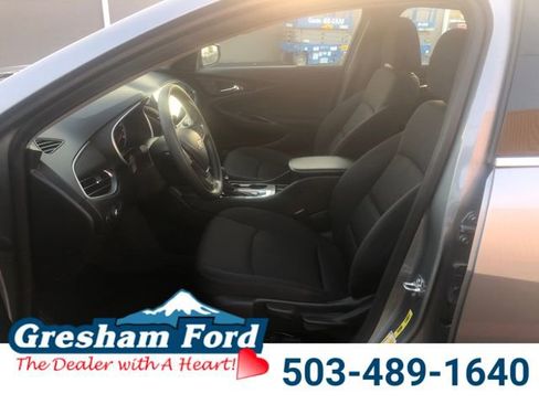 Used 2024 Chevrolet Malibu LS image 11