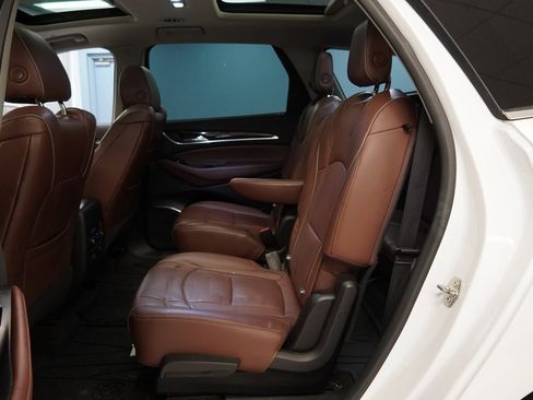 Used 2018 Buick Enclave Avenir w/ Avenir Technology Package image 26