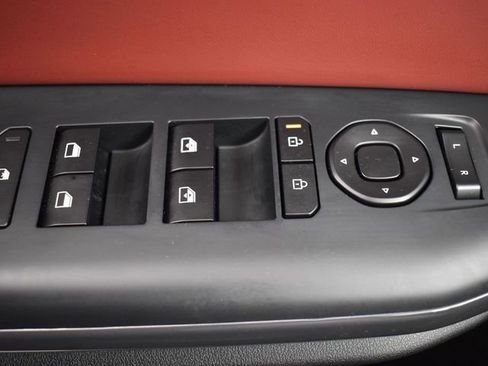 Certified 2025 Kia K4 GT-Line Turbo image 28