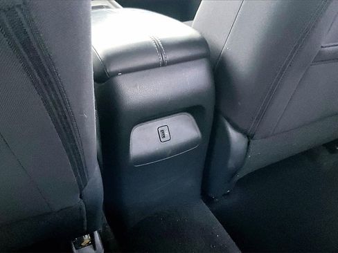 Used 2020 Nissan Sentra SV image 31