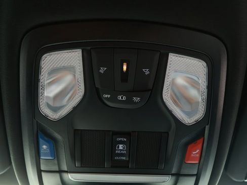 New 2026 RAM 3500 Tradesman AWD/4WD image 18