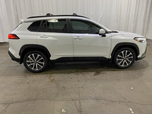 Certified 2023 Toyota Corolla Cross XLE w/ Convenience Package image 3