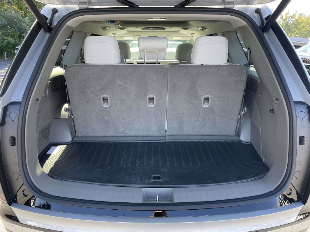 Used 2026 Hyundai Palisade Limited FWD image 43