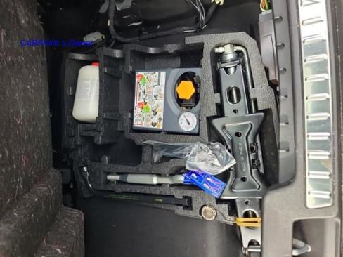 Certified 2024 Volvo XC90 T8 Plus w/ Protection Package Premier image 30