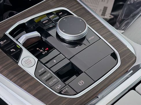 New 2026 BMW X5 xDrive40i AWD/4WD image 24