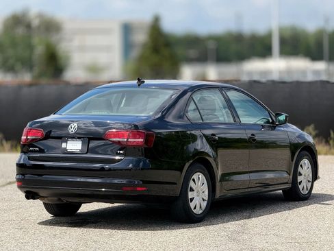 Used 2016 Volkswagen Jetta S FWD image 9
