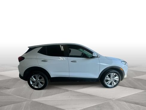 Used 2024 Buick Encore GX Preferred FWD image 9