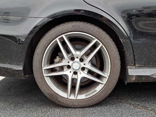 Used 2014 Mercedes-Benz E 350 4MATIC Sedan image 13