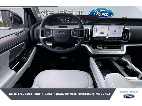 New 2026 Ford Expedition Max Platinum w/ Platinum Ultimate Package AWD/4WD image 5