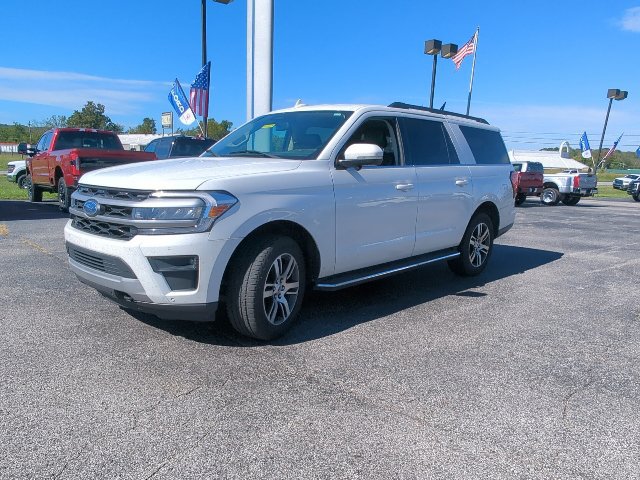 Used 2022 Ford Expedition Max XLT AWD/4WD image 5