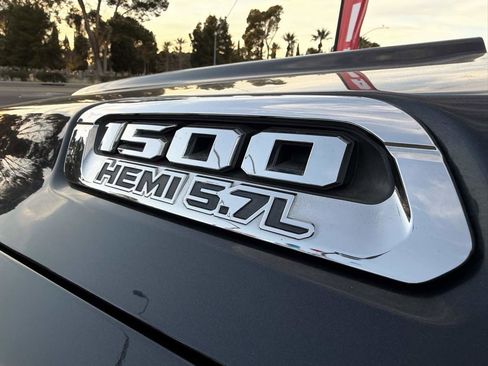 Used 2019 RAM 1500 Limited image 7