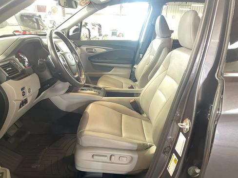 Used 2023 Honda Ridgeline RTL-E image 13