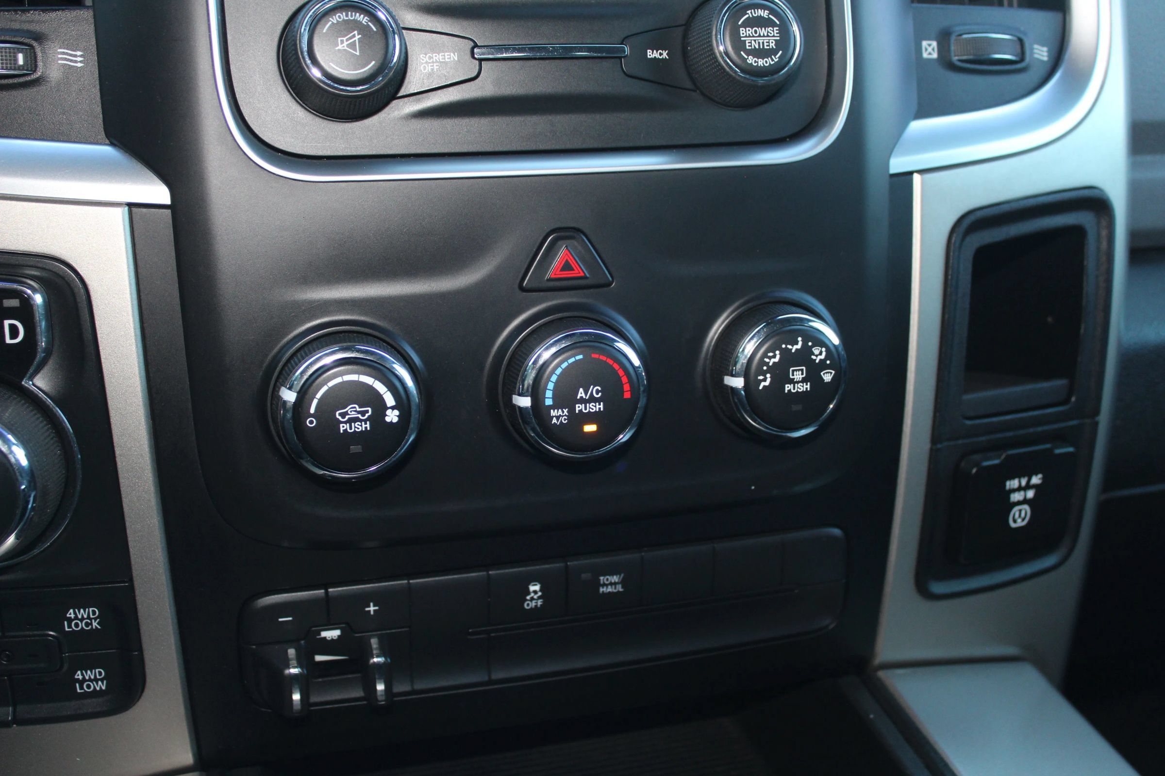Used 2014 RAM 1500 Big Horn AWD/4WD image 29