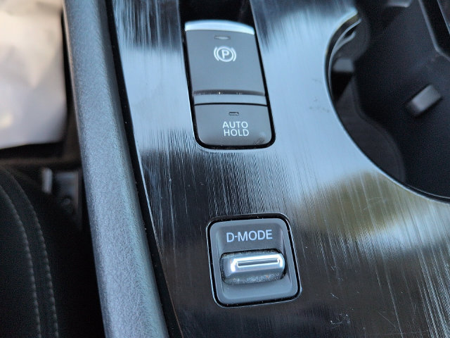 Used 2025 Nissan Rogue S FWD image 22