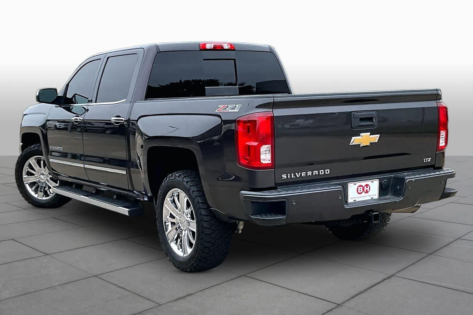 Used 2016 Chevrolet Silverado 1500 LTZ Z71 w/ LTZ Plus Package AWD/4WD image 12