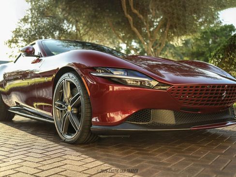 Used 2025 Ferrari Roma Spider RWD image 20
