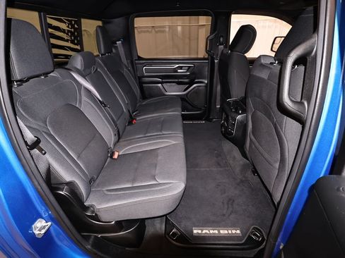 Used 2021 RAM 1500 Big Horn AWD/4WD image 18