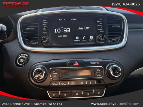 Used 2019 Kia Sorento SX image 25