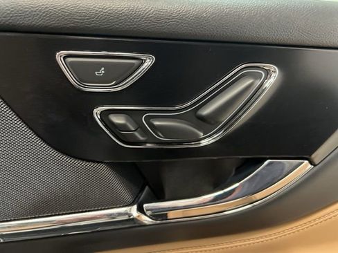 Used 2020 Lincoln Corsair Reserve w/ Equipment Group 202A image 17