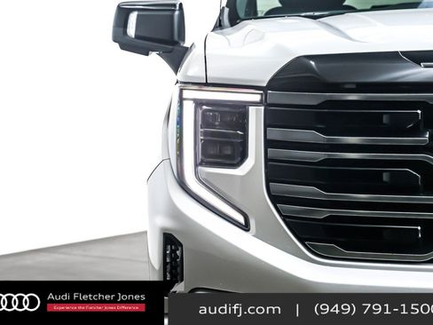 Used 2025 GMC Sierra 1500 AT4 image 14