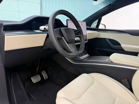 Used 2024 Tesla Model X Plaid AWD/4WD image 12