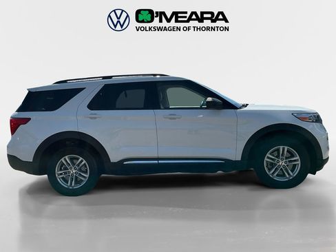 Used 2024 Ford Explorer XLT w/ Equipment Group 202A image 6