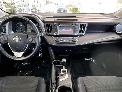 Certified 2016 Toyota RAV4 XLE AWD/4WD image 7