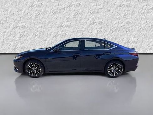 Used 2023 Lexus ES 350 w/ Premium Package image 6
